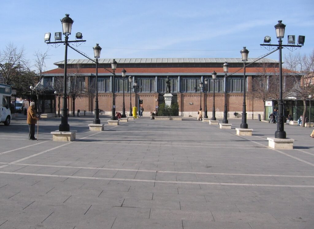 DENUNCIA DE AGRESIÓN EN EL MERCADO DE ABASTOS DE ARANJUEZ