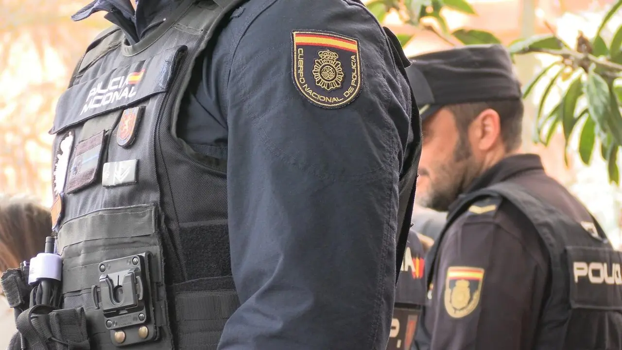 DETENIDOS CUATRO VECINOS DE ALGECIRAS POR ESTAFAR 98.000 EUROS A UNA MUJER DE ARANJUEZ