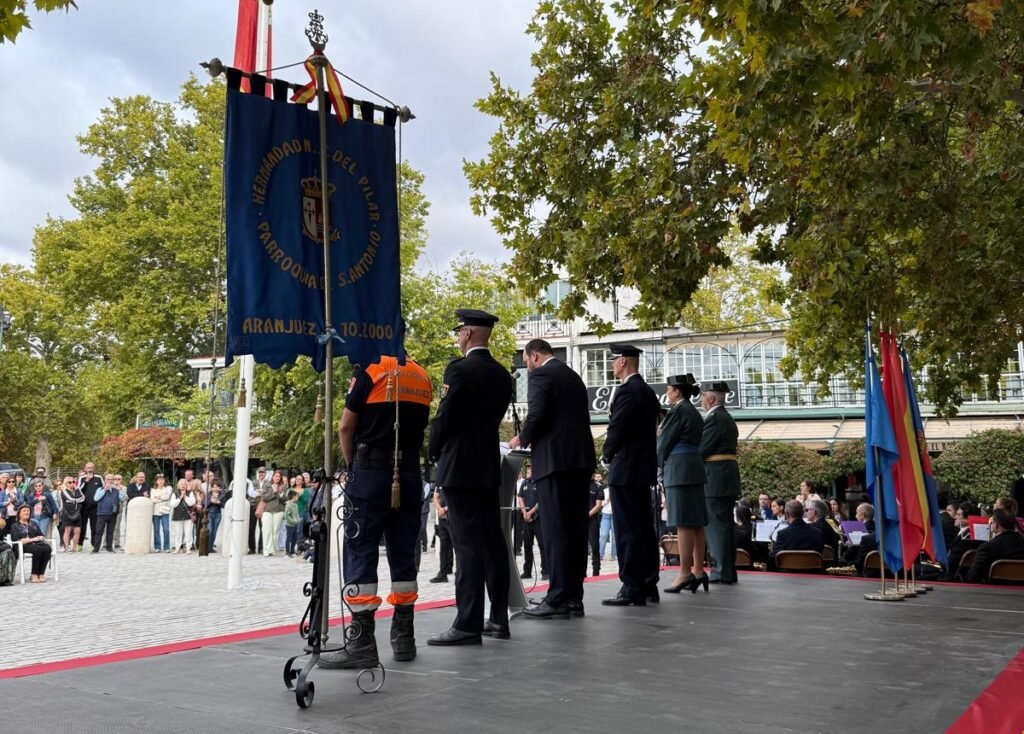 ARANJUEZ CONMEMORA EL DÍA DE LA HISPANIDAD CON ACTOS INSTITUCIONALES Y MUSICALES EN EL CENTRO DE LA CIUDAD