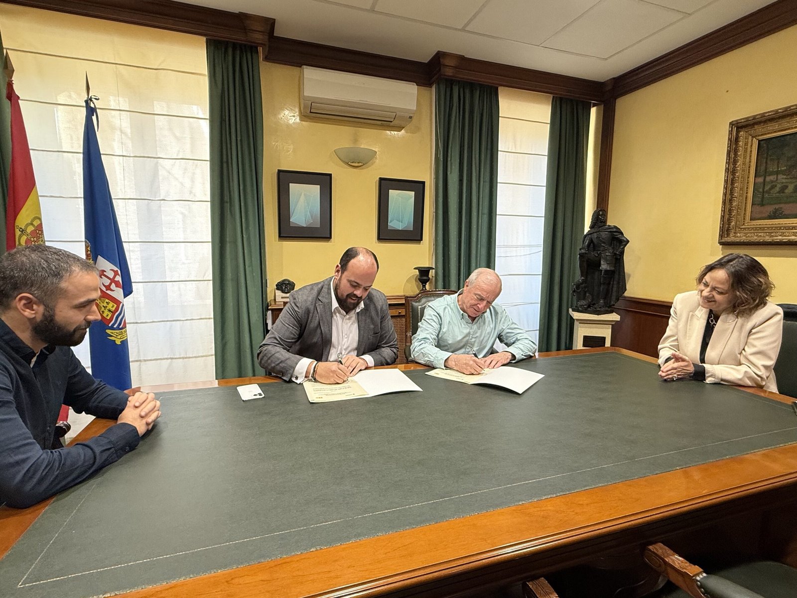 EL AYUNTAMIENTO DE ARANJUEZ Y LA FUNDACIÓN JUANJO TORREJÓN RENUEVAN SU COLABORACIÓN EN EL MARCO DEL PROYECTO ‘INTEGACCIÓN’ HASTA 2027