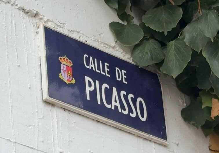 LA RÁPIDA ACTUACIÓN DE LA POLICÍA LOCAL FRUSTRA UN ROBO EN UNA VIVIENDA CON LA DUEÑA DENTRO