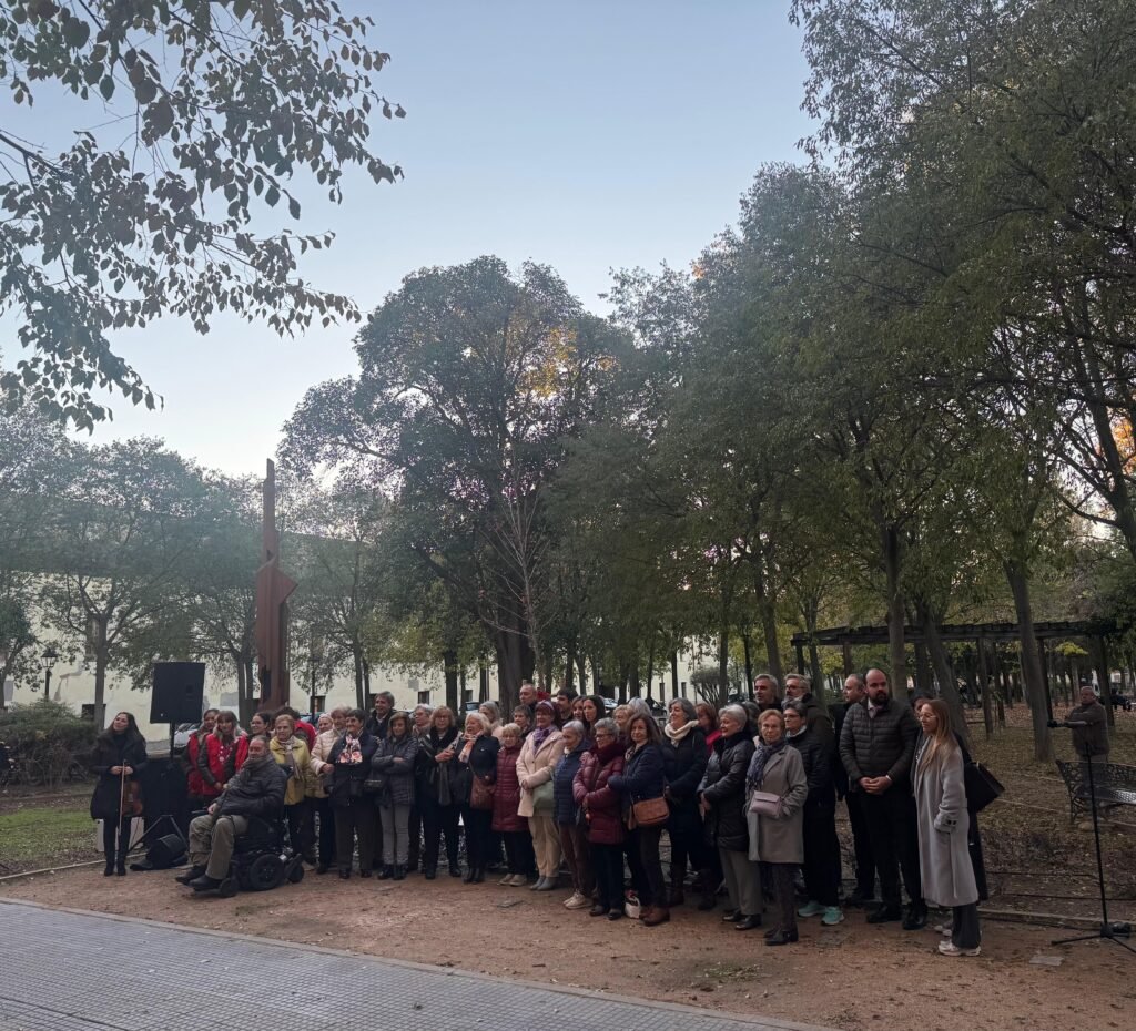 EMOTIVO ACTO INSTITUCIONAL EN CONMEMORACIÓN DEL DÍA INTERNACIONAL DE LA ELIMINACIÓN DE LA VIOLENCIA CONTRA LAS MUJERES