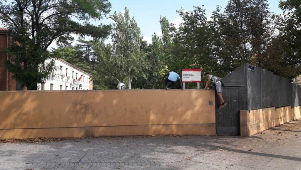 POLICÍA NACIONAL DETIENE A TRES MENAS, UNO EN ARANJUEZ, POR HACERSE PASAR POR MENORES PARA ACCEDER A LA RED DE PROTECCIÓN