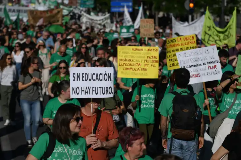 NUEVA MANIFESTACIÓN POR LA DEFENSA DE LA EDUCACIÓN PÚBLICA ESTE DOMINGO EN MADRID
