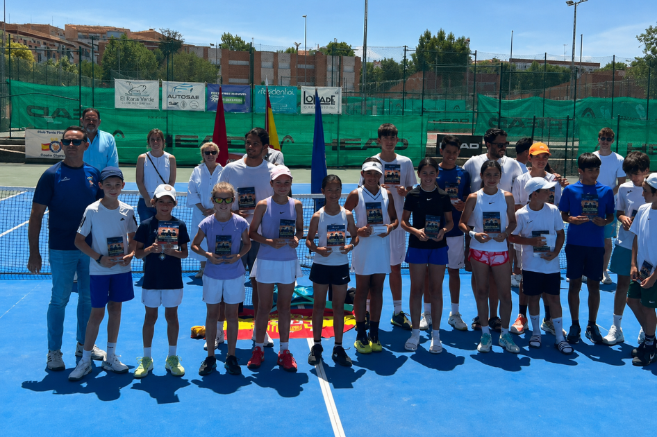 EL V GRAND PALACIO DE ARANJUEZ CORONA A LOS CAMPEONES DE TENIS JUVENIL MADRILEÑO